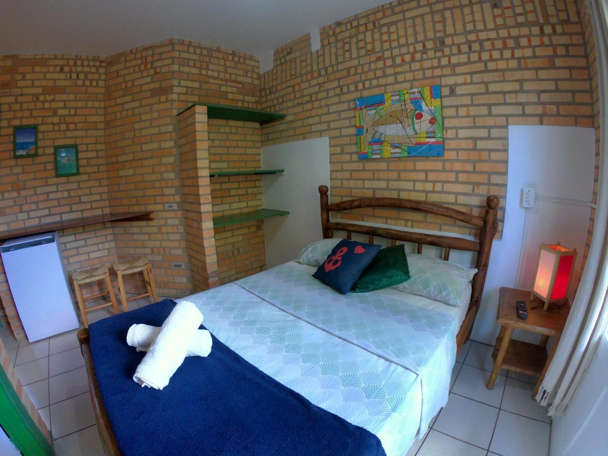 Pousada Canoa Azul Na Praia Da Ferrugem Garopaba Zimmer foto