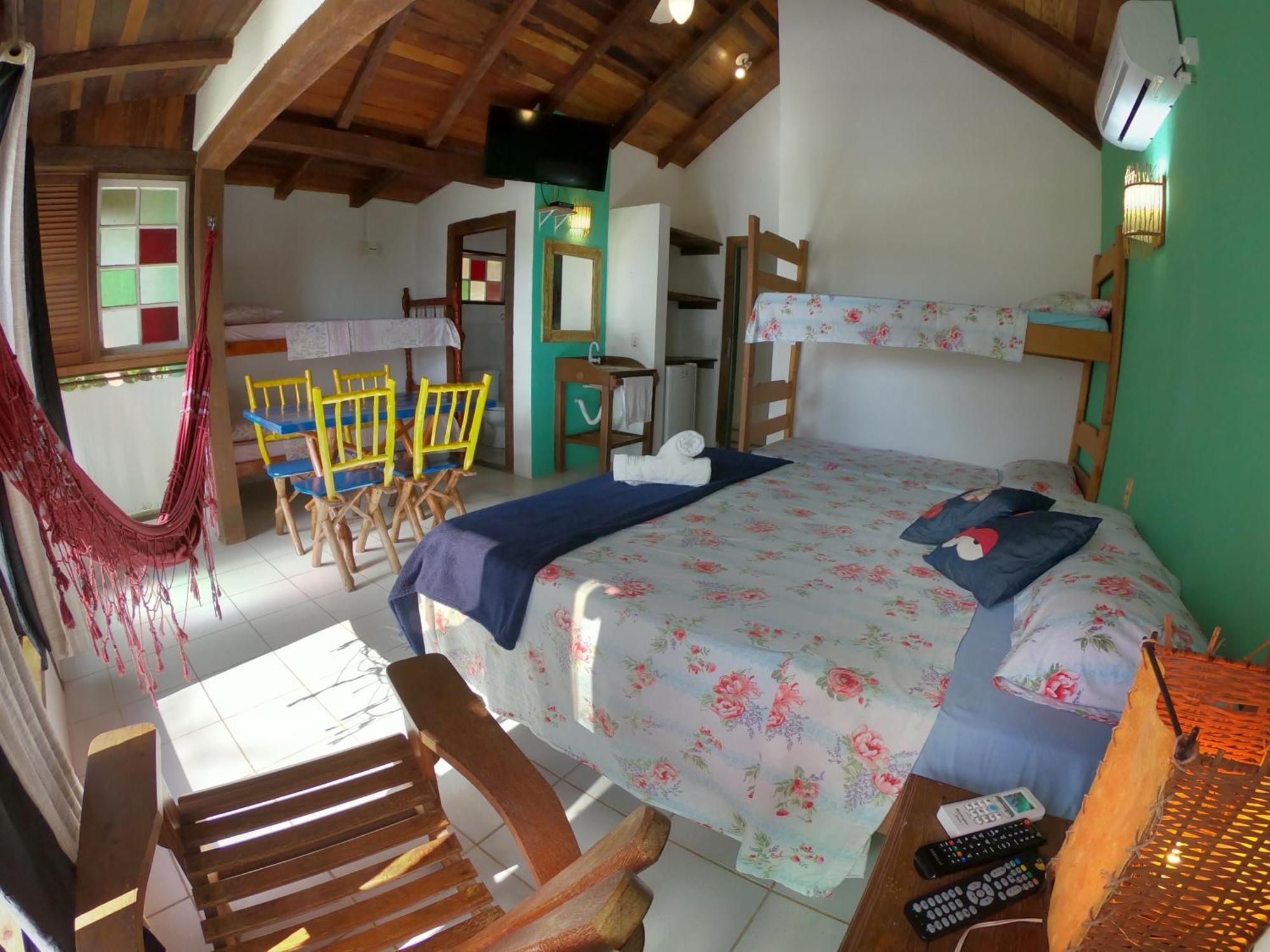 Pousada Canoa Azul Na Praia Da Ferrugem Garopaba Zimmer foto